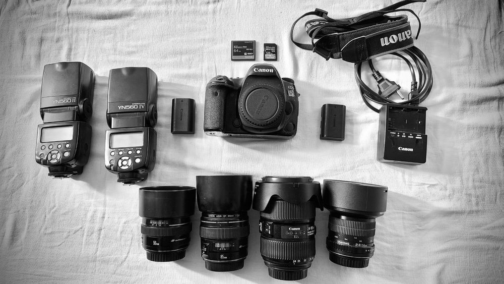 Fotokomplekt sotiladi