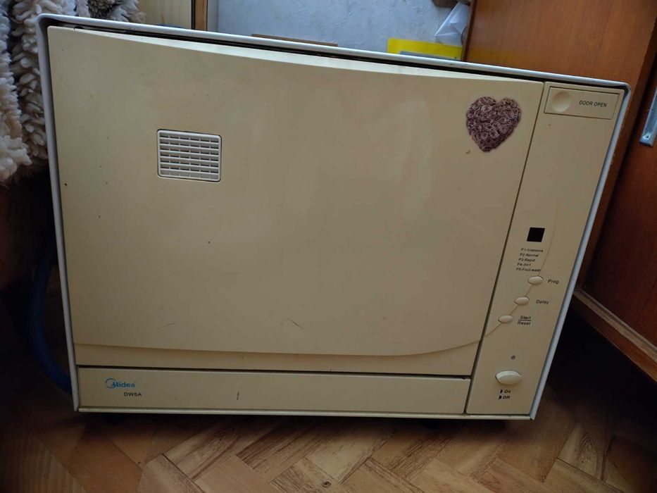 Съдомиялна машина Midea DW5A