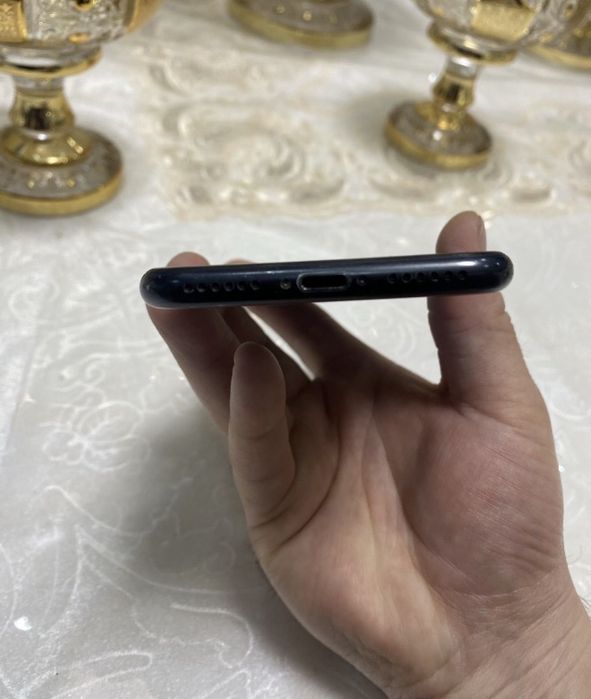 Iphone Se 128gb ideal sotiladi. Holati bomba