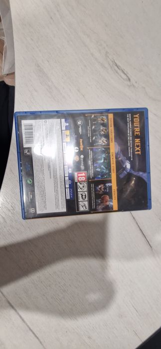 Mortal Kombat 11 в идеальном состоянии.