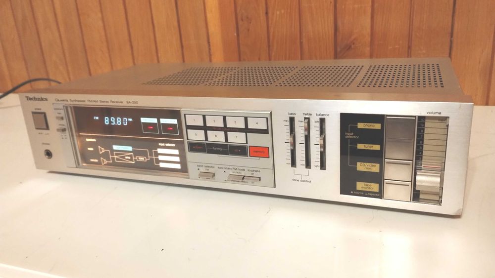 radio amplituner Technics SA250