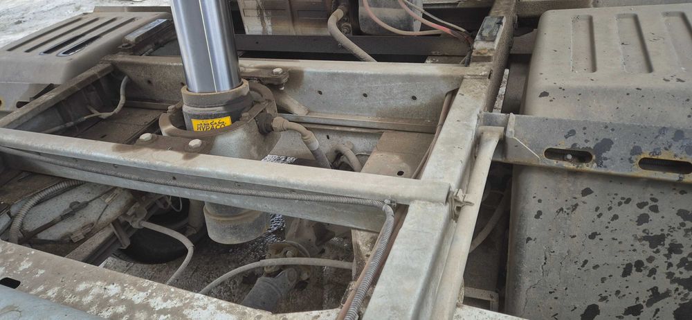 Самосвал , Самосвална уредба