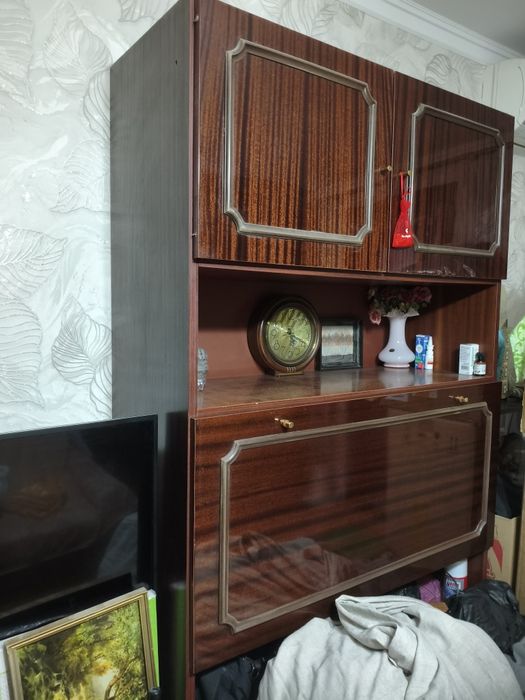 Продам немецкую стенку