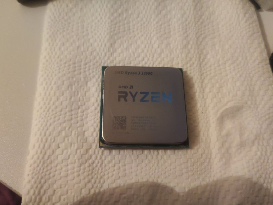 Процессор Ryzen 3 3200g