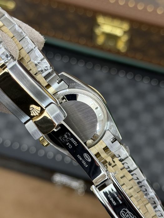 Rolex Date-Just Diamond 31mm Champagne
