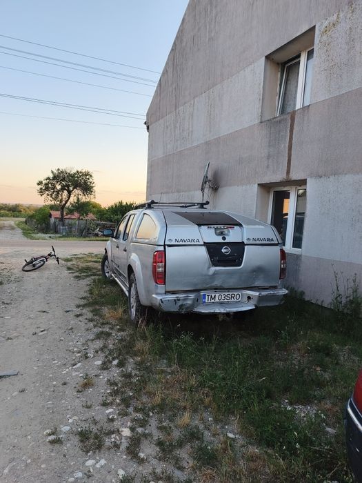 Vând Nissan Navara 2007