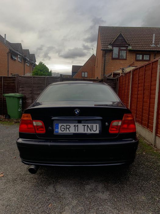 BMW E46 316i stare excelenta vând/schimb