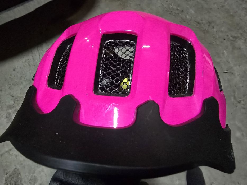 Детска каска Cube