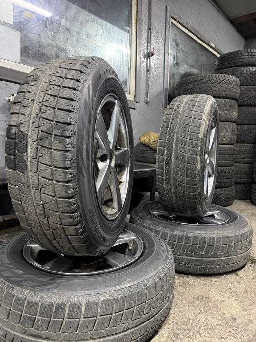 Продам диск на 16 камри