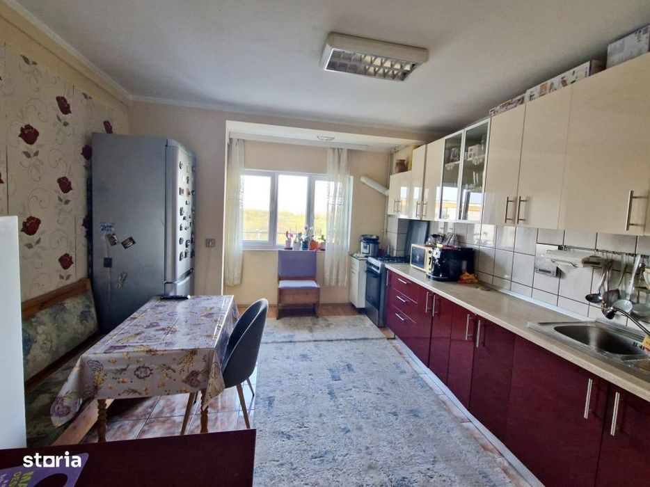 Apartament 2 camere decomandat | Et. 3/4 | Intre Lacuri | Zona Tulcea — fotografia 1
