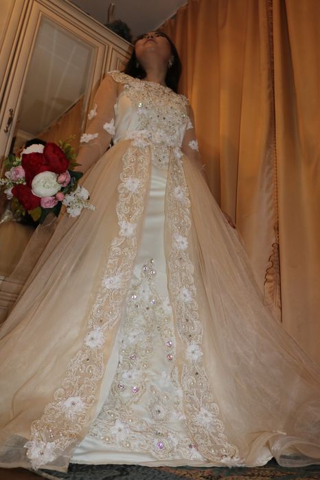 Срочно продам платье на кыз узату