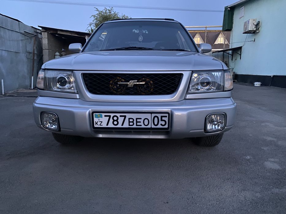 Субару форестер 1997год автомат