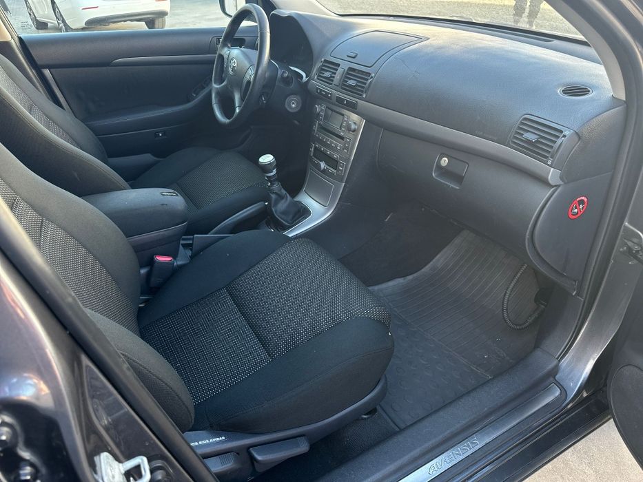 Toyota Avensis 2007 - 2.0 Diesel 126CP - Climatronic