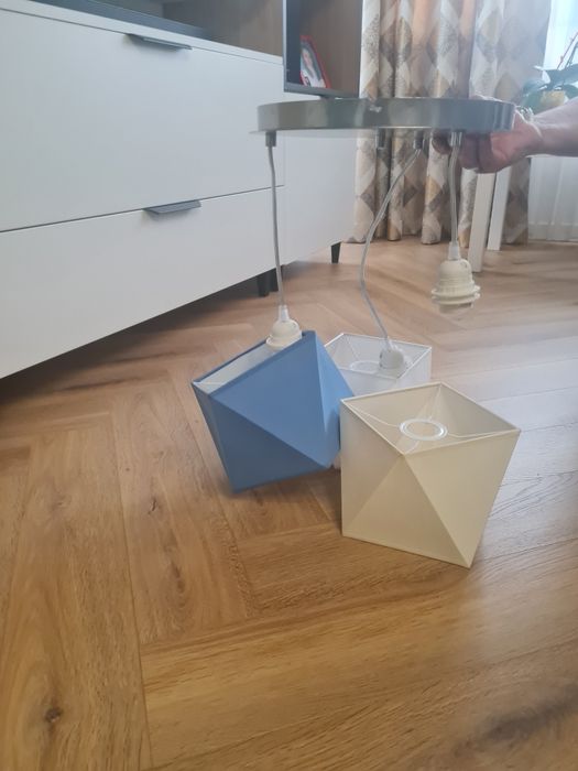 Lustra pe cablu import Polonia