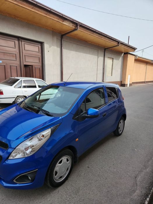 Спарк   сотилади