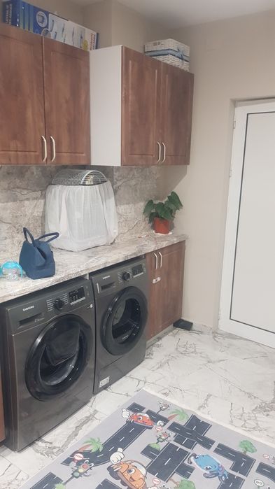 Продава се Тристаен апартамент в Дупница - 70 кв.м за 940 €/кв.м - Снимка #2