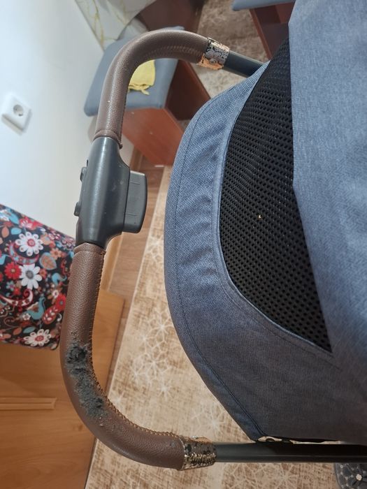 Коляска прогулочная Ining baby продам