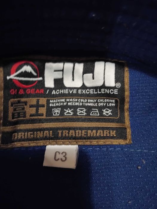 Fuji  Чисто ново