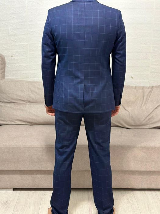 Продам костюм в изумительном состоянии!!!