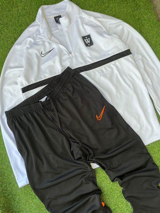 ЛИКВИДАЦИЯ : Мъжки екип : Nike DRI-FIT L