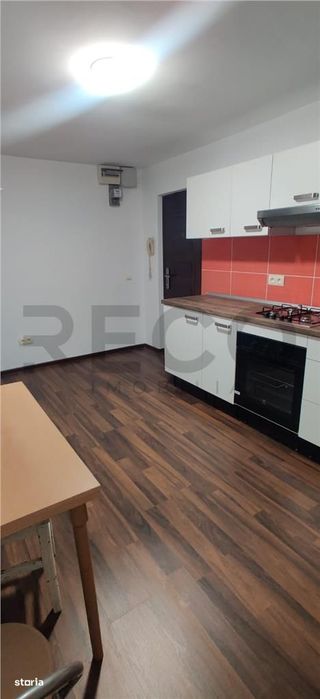 RECO . Apartament cu 2 camere . Rogerius .