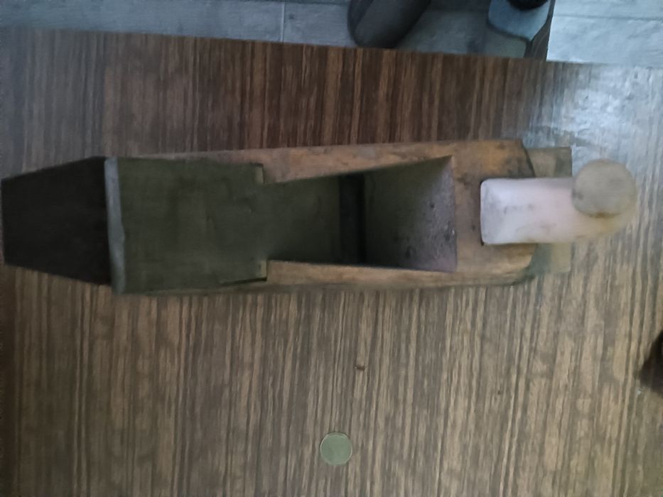 Рубанок деревянный