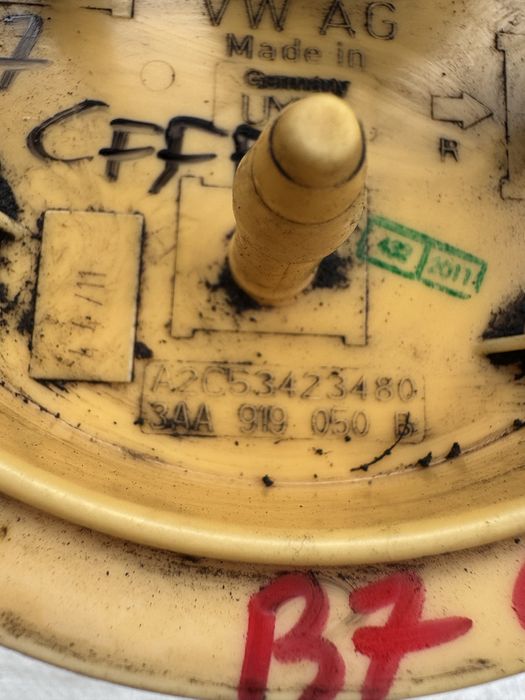 Pompa motorina rezervor vw passat b7