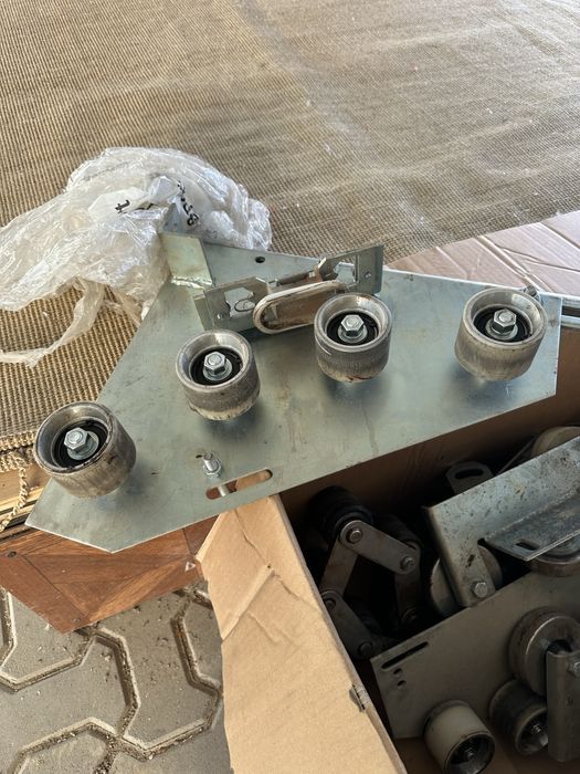 Ролики от эскалатора(mitsubishi)