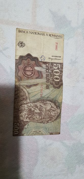 Bani vechi de vânzare