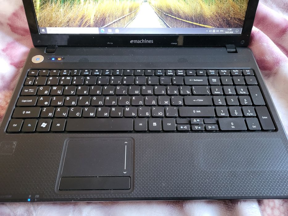 Продам ноутбук Acer Emachines
