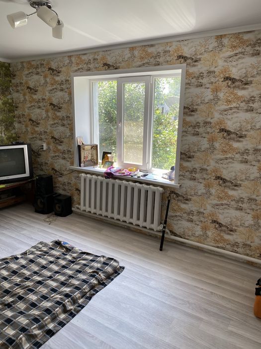 Продам квартиру в двухквартирном доме