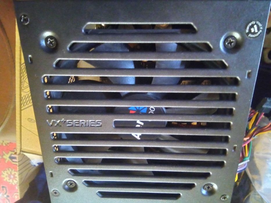 Блок питания VX PLUS 550W • 6+2-pin для видеокарты •