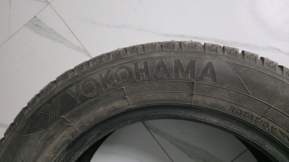 Продам комплект шин в отличном состоянии