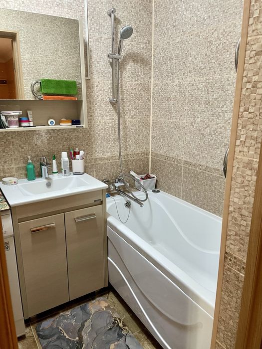 Продается 3-комнатная квартира