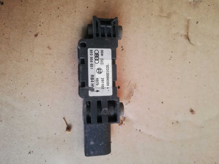 Седалки Audi А8 естествена кожа почти нови и други