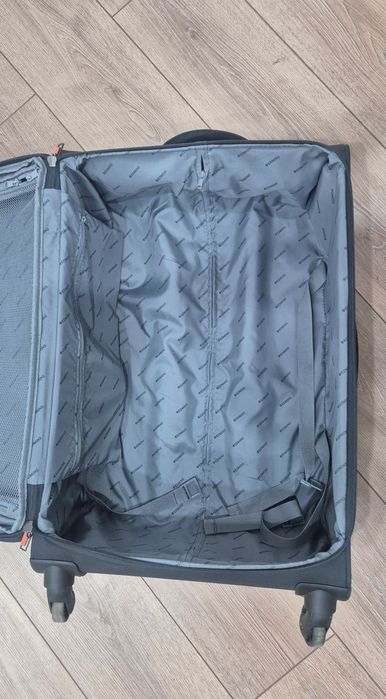 Чемодан EDMINS 362 black