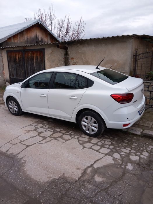 Кола в гаранция Дания Логан