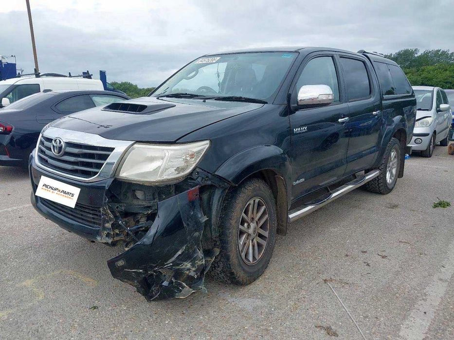 Dezmembrez Toyota hilux  3.0 Diesel D-4D ; 126KW/171CP 2005-2015