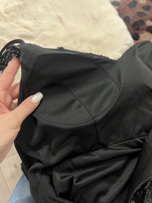 Rochie neagra de ocazie cu paiete si cristale XS