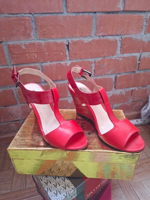 Продам туфли б/у