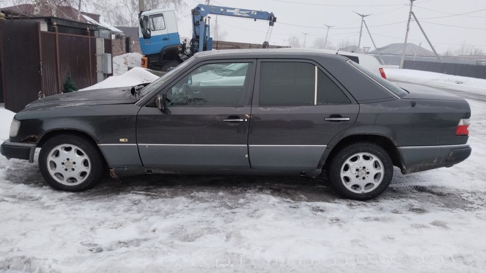 Продам 124 Мерседес