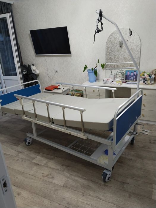Продам кровать новая