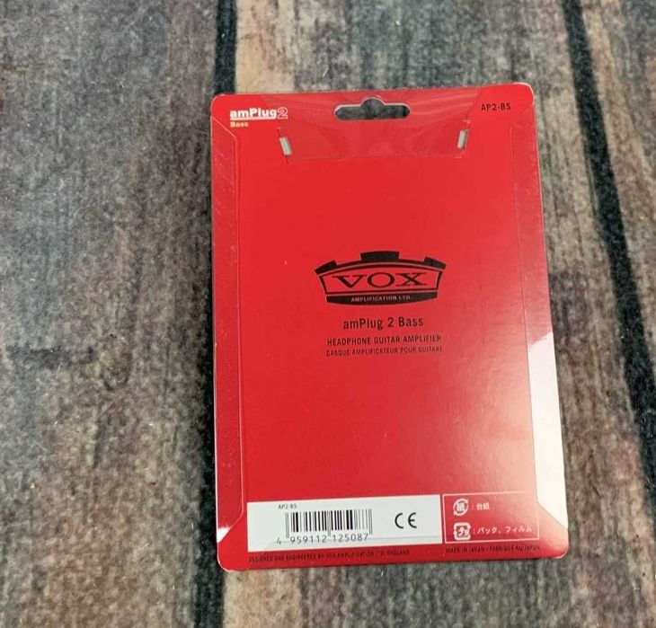 усилитель для бас-гитары VOX amPlug2 BASS AP2-BS