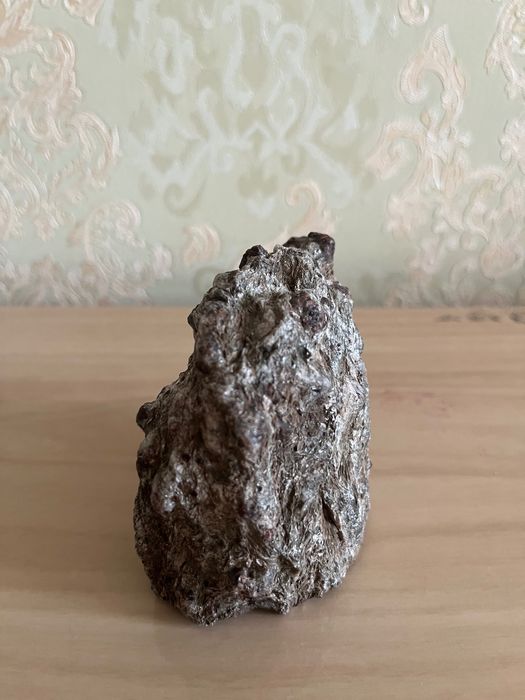 Продам коллекционный минерал