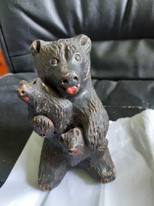 vand statueta de urs din lut ars (cred)