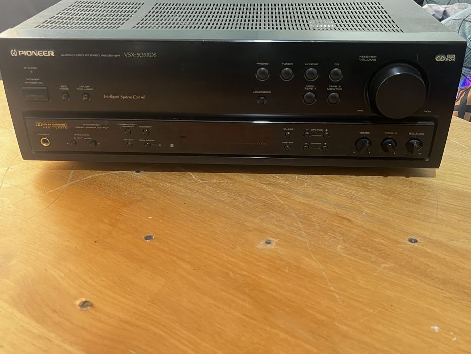 Усилвател/ресейвър~pioneer