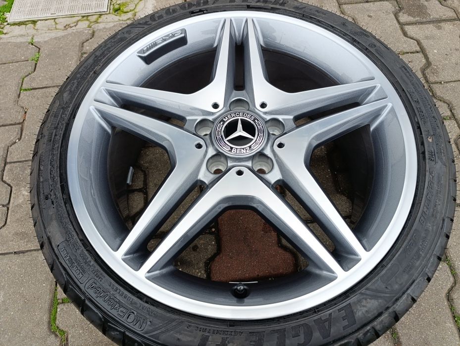 O janta originala Mercedes AMG A class W 176 18'' nouă