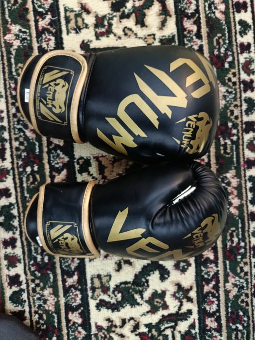 Боксерские перчатки 100000 размер подростков