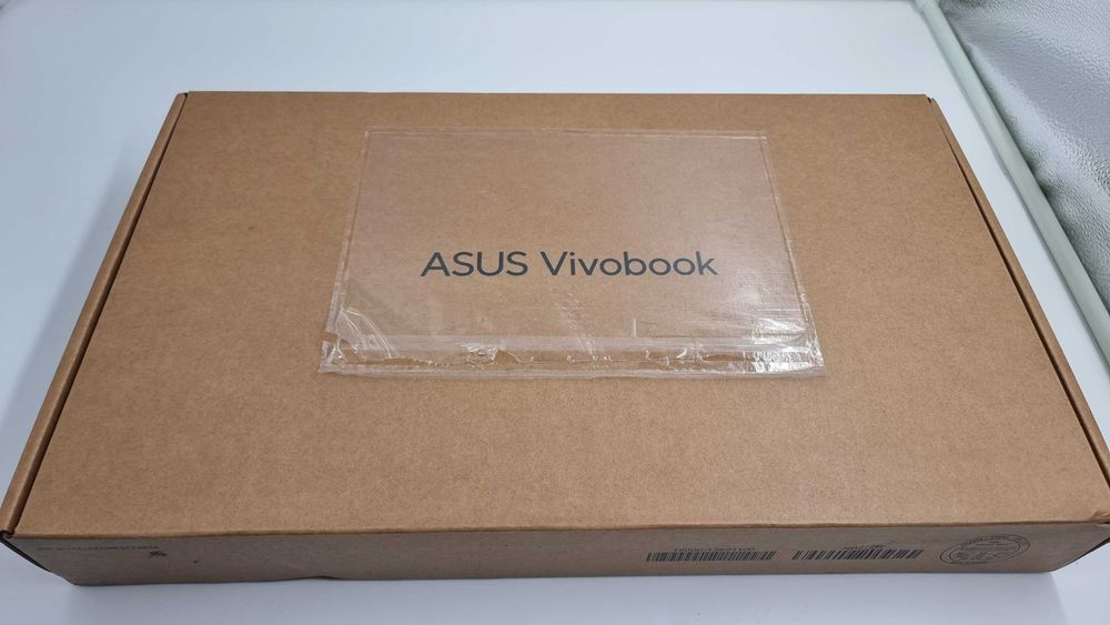 Laptop Asus VivoBook [Amanet Club Caro]
