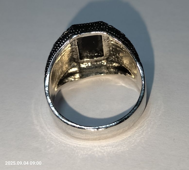 Перстень мужской